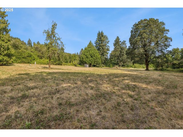 25900 St Helens Rd, Scappoose, OR 97056