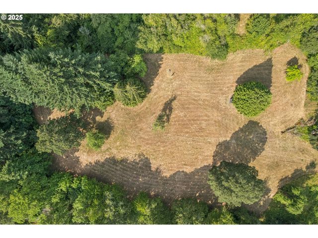 25900 St Helens Rd, Scappoose, OR 97056