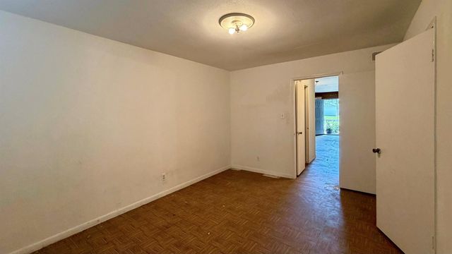 1405 Shadowdale Drive 12, Houston, TX 77043