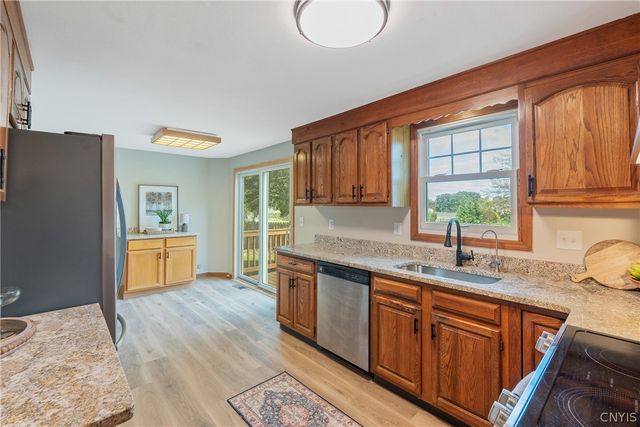 4945 Alfred Drive, Clay, NY 13090