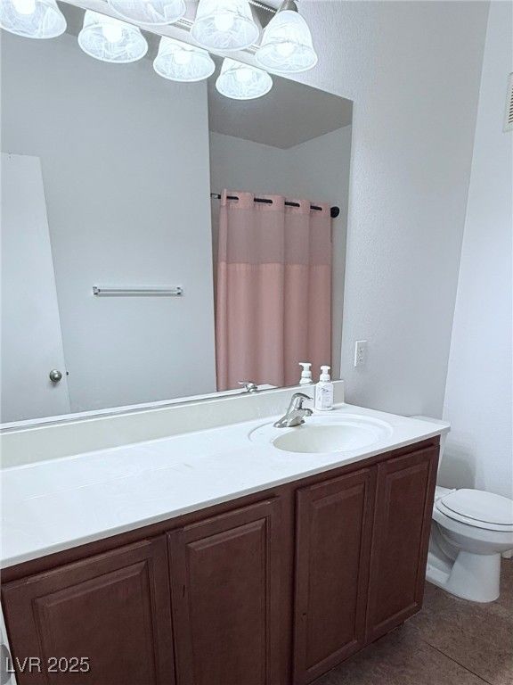 Image 12 of property listing at 4437 Dover Straight Street 302, Las Vegas, NV 89115