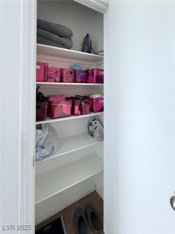 Image 15 of property listing at 4437 Dover Straight Street 302, Las Vegas, NV 89115