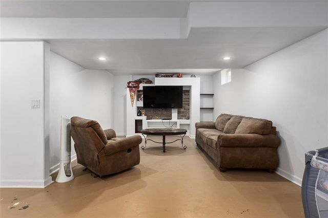 439 NW 1711th Road, Kingsville, MO 64061