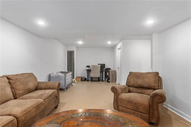 439 NW 1711th Road, Kingsville, MO 64061