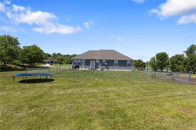 439 NW 1711th Road, Kingsville, MO 64061