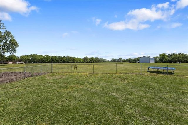 439 NW 1711th Road, Kingsville, MO 64061