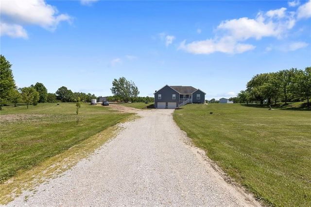 439 NW 1711th Road, Kingsville, MO 64061