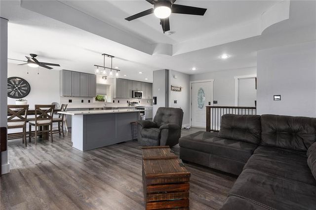 439 NW 1711th Road, Kingsville, MO 64061