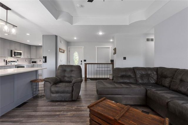 439 NW 1711th Road, Kingsville, MO 64061