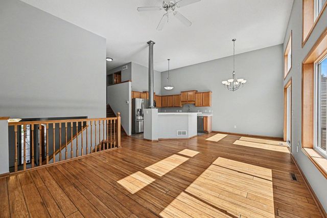 3713 Fox Tail Trail NW, Prior Lake, MN 55372