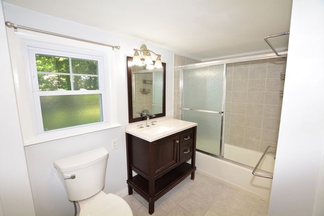 11 Tolman, Sharon, MA 02067