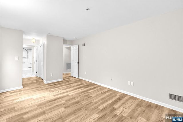 350 Cambridge Drive, Ramsey, NJ 07446