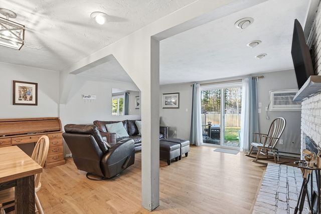 848 Plain St 28, Marshfield, MA 02050