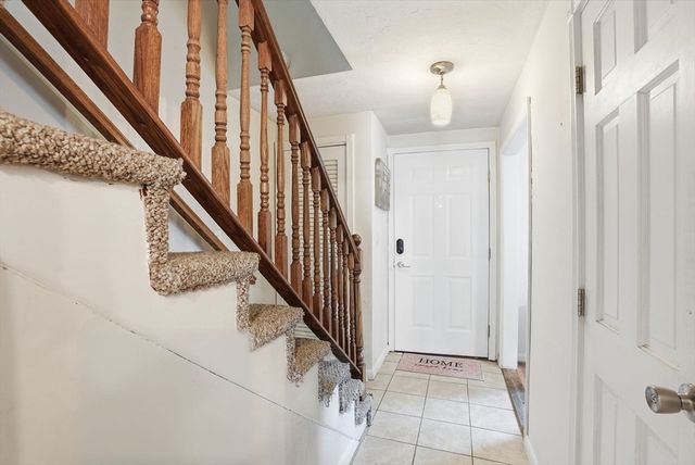848 Plain St 28, Marshfield, MA 02050
