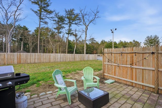 848 Plain St 28, Marshfield, MA 02050
