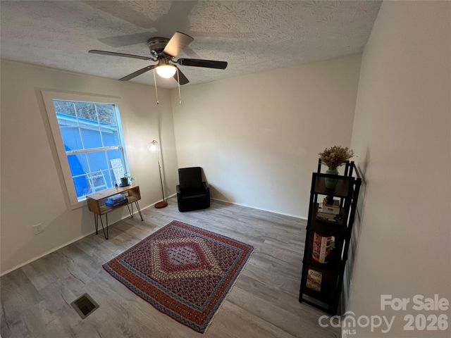 1274 Little Pine Road, Marshall, NC 28753