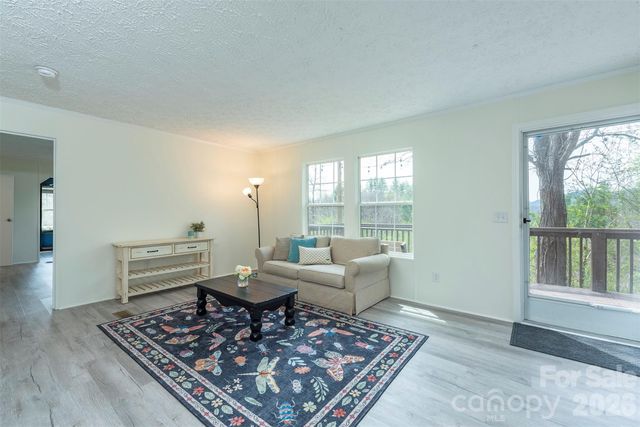 1274 Little Pine Road, Marshall, NC 28753
