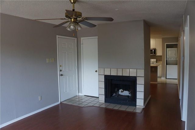 3115 Helms ST 103, Austin, TX 78705