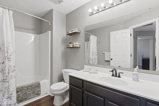 6562 Prestwick-D Court, Indianapolis, IN 46214