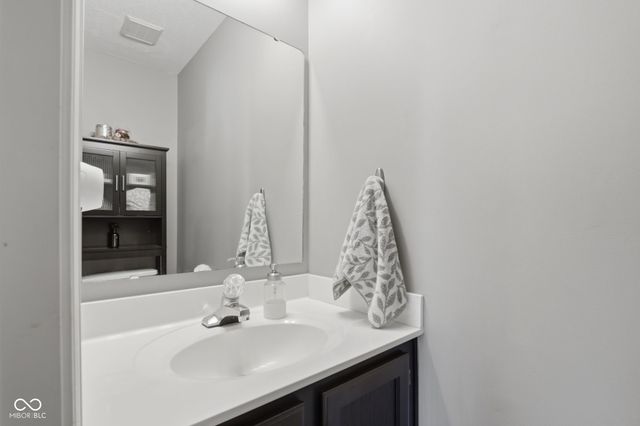 6562 Prestwick-D Court, Indianapolis, IN 46214