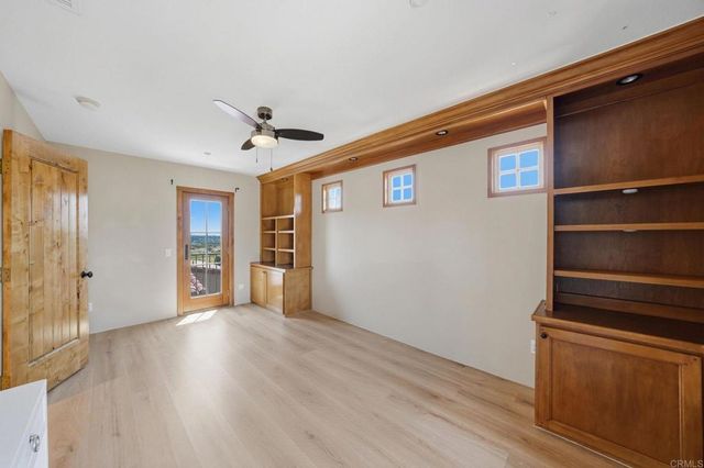 7929 Entrada De Luz E, San Diego, CA 92127
