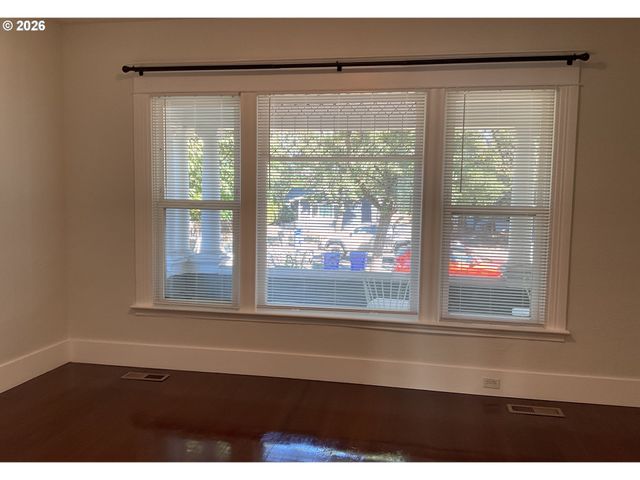 6313 Se 92ND Ave, Portland, OR 97266