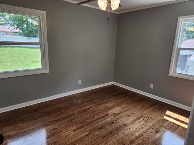 655 Glenn Ave, Lewisburg, TN 37091