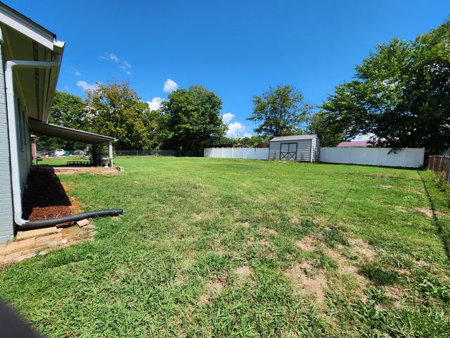 655 Glenn Ave, Lewisburg, TN 37091