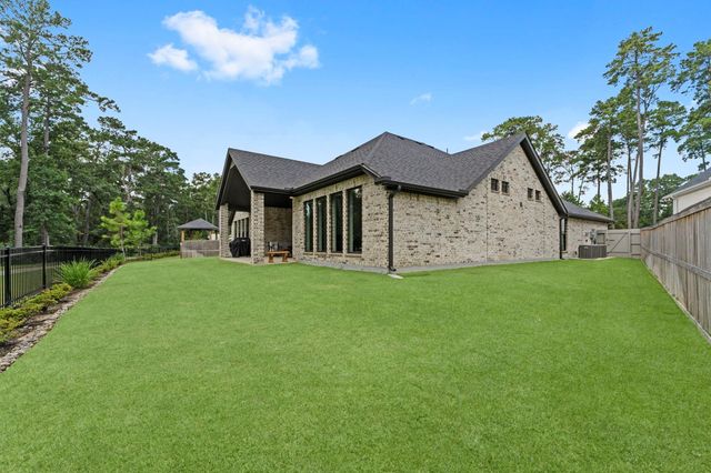 30 Arctic Tern Circle, Magnolia, TX 77354