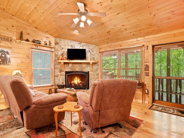 151 Hatchet Trail, Cherry Log, GA 30522