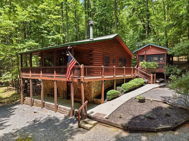 151 Hatchet Trail, Cherry Log, GA 30522