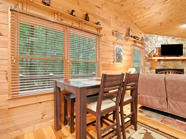 151 Hatchet Trail, Cherry Log, GA 30522
