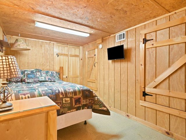 151 Hatchet Trail, Cherry Log, GA 30522