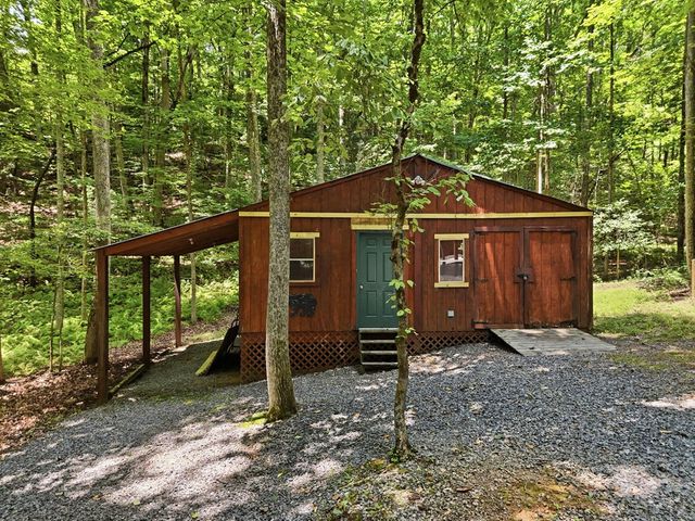 151 Hatchet Trail, Cherry Log, GA 30522