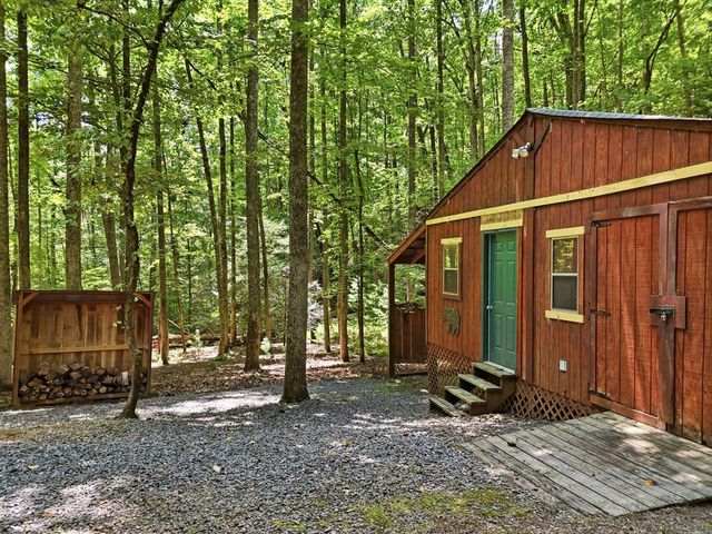 151 Hatchet Trail, Cherry Log, GA 30522