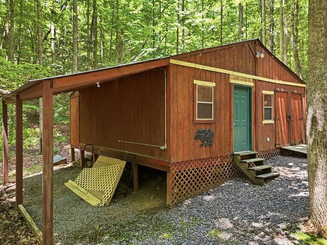 151 Hatchet Trail, Cherry Log, GA 30522