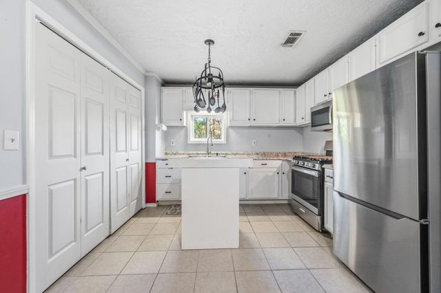 2415 Fm 2797, Kenefick, TX 77535