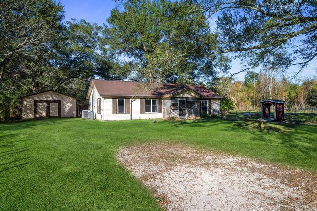 2415 Fm 2797, Kenefick, TX 77535