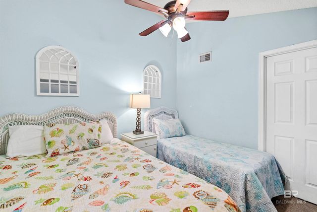 920 W Lagoon Avenue, Gulf Shores, AL 36542