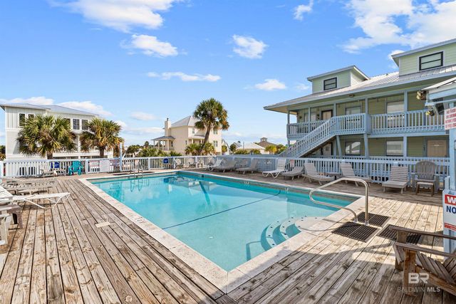 920 W Lagoon Avenue, Gulf Shores, AL 36542