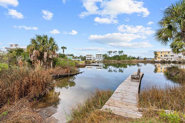 920 W Lagoon Avenue, Gulf Shores, AL 36542