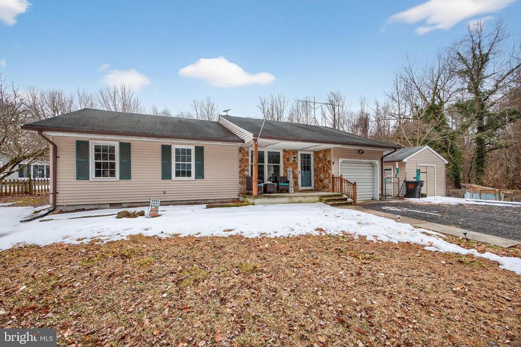 Image 1 of property listing at 32013 TUCKAHOE AVE, Cordova, MD 21625