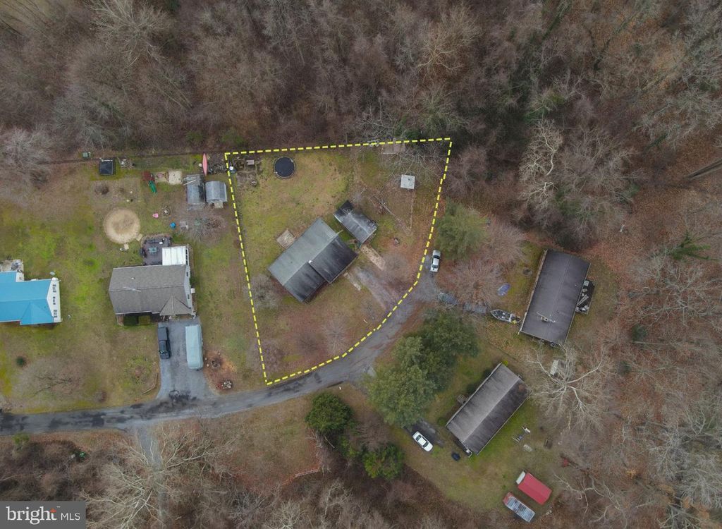 Image 2 of property listing at 32013 TUCKAHOE AVE, Cordova, MD 21625