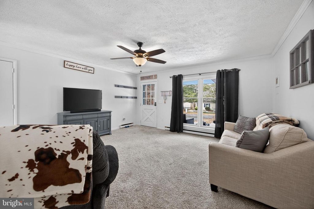 Image 3 of property listing at 32013 TUCKAHOE AVE, Cordova, MD 21625