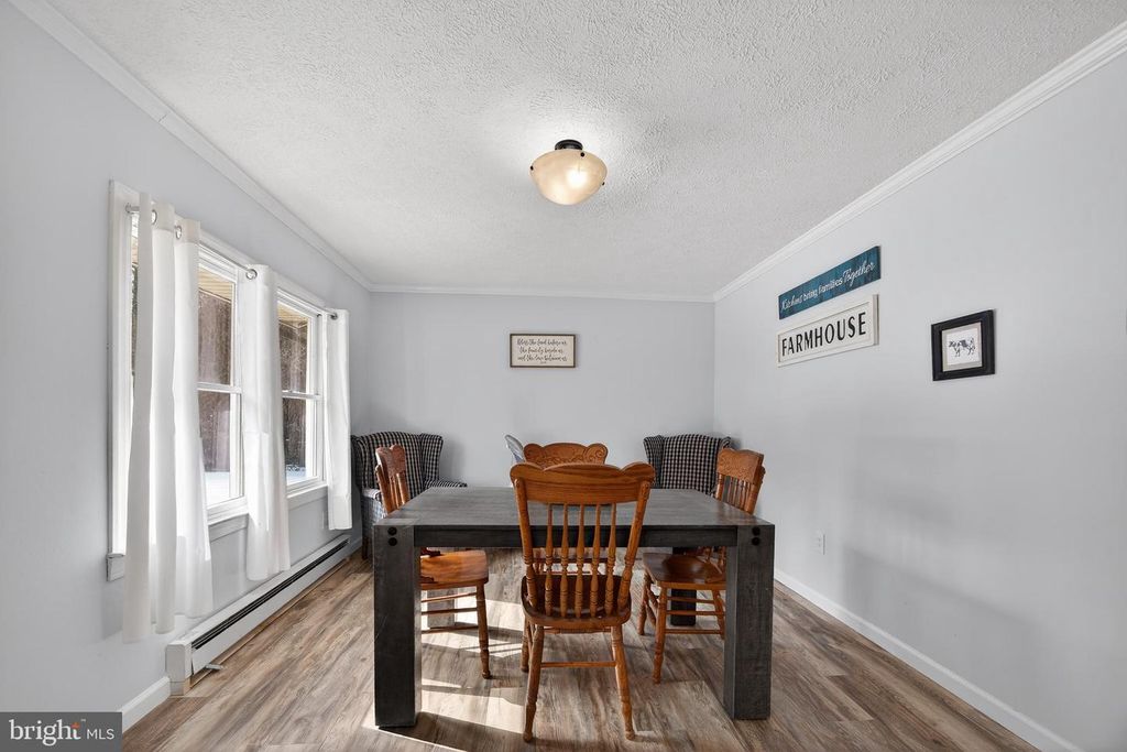 Image 6 of property listing at 32013 TUCKAHOE AVE, Cordova, MD 21625