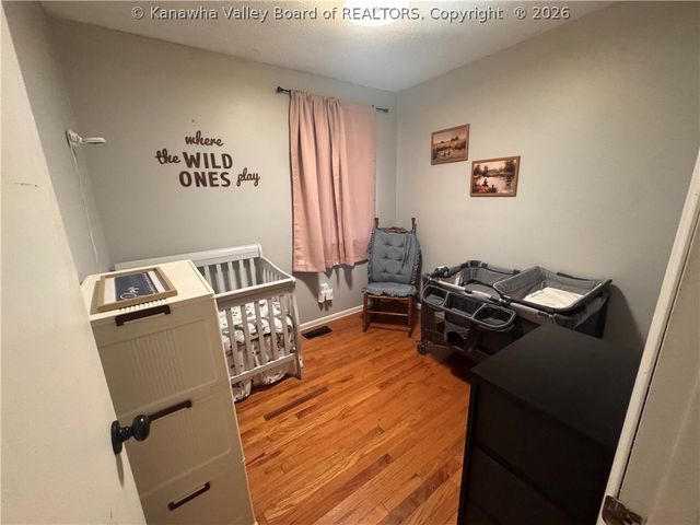 111 Phyllis Drive, Charleston, WV 25302