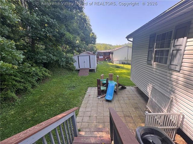 111 Phyllis Drive, Charleston, WV 25302