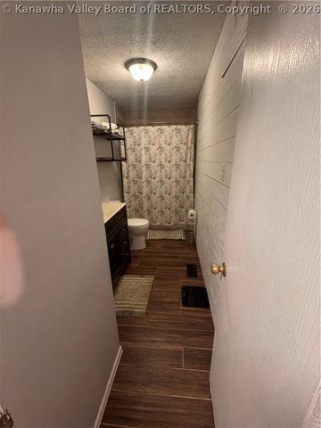 111 Phyllis Drive, Charleston, WV 25302