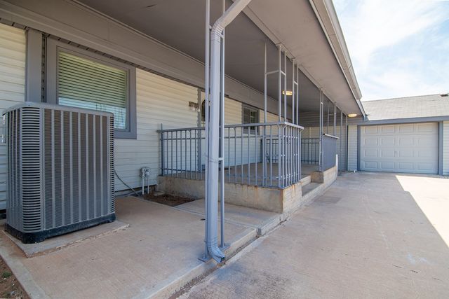 2517 Newell Rd, Odessa, TX 79762