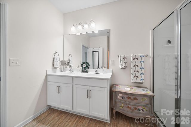 2228 Apple Glen Lane, Charlotte, NC 28269